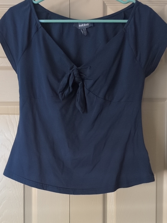 Modcloth Tops - Modcloth Navy Tie-Front Cap Sleeve Top